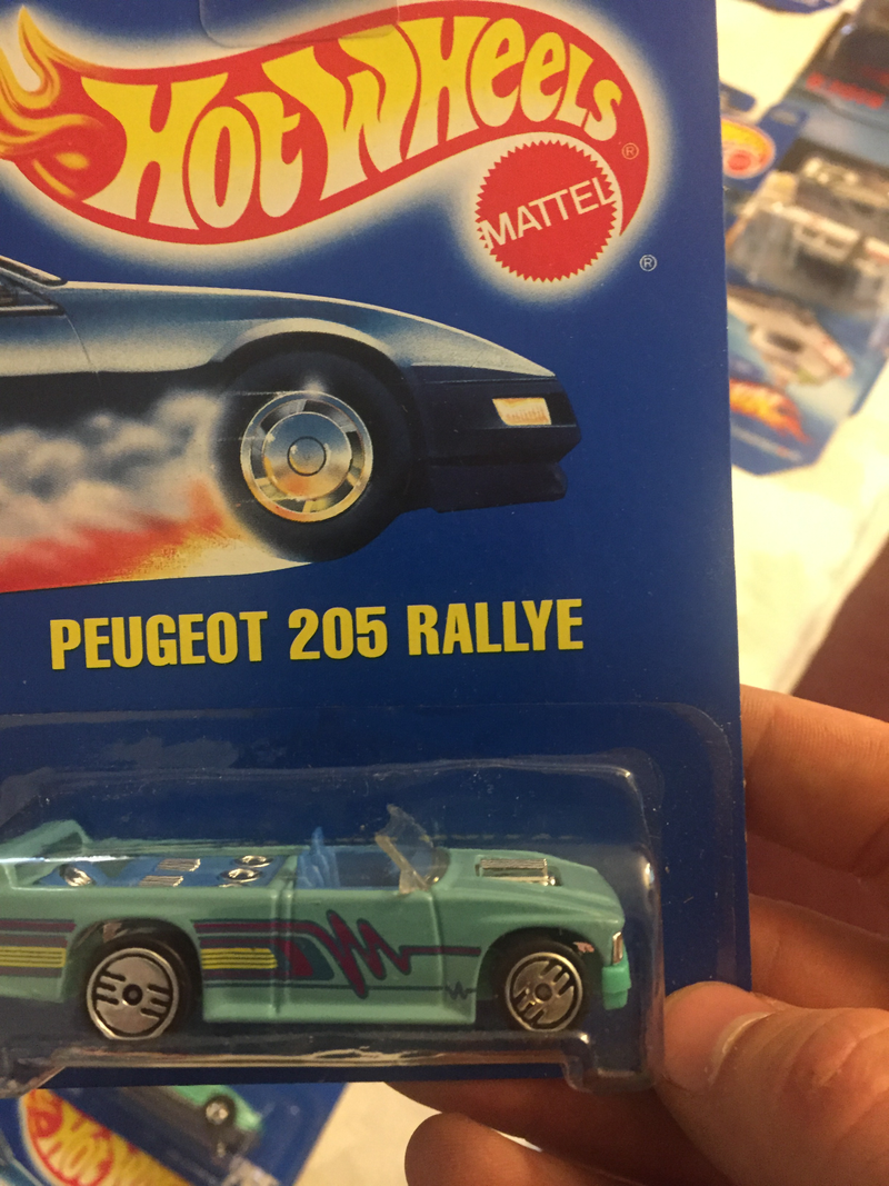 Illustration for article titled Colossal Die-Cast Collection - Box 67 - Whattaya Know, Hot Wheels!